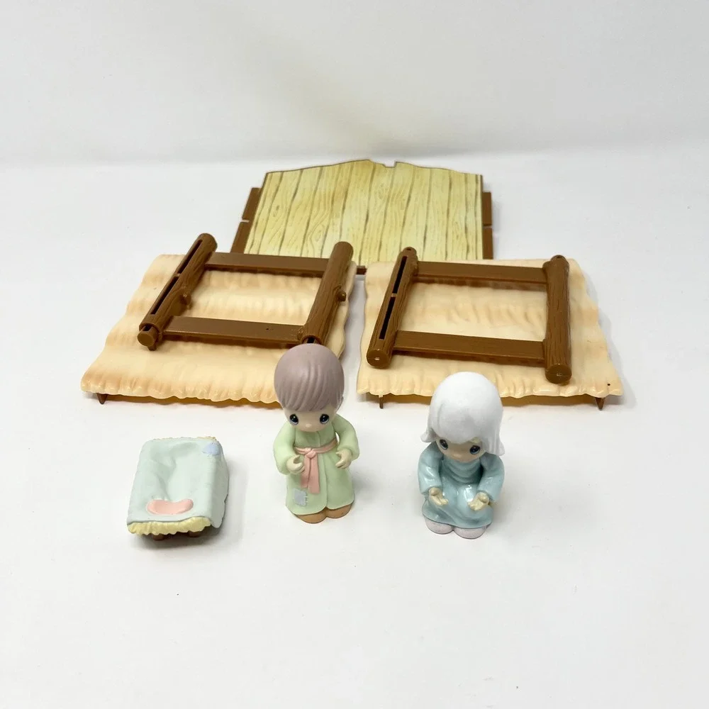 Precious‎ Moments Little Moments Nativity Set 2002 PMI 4 Piece Replacement